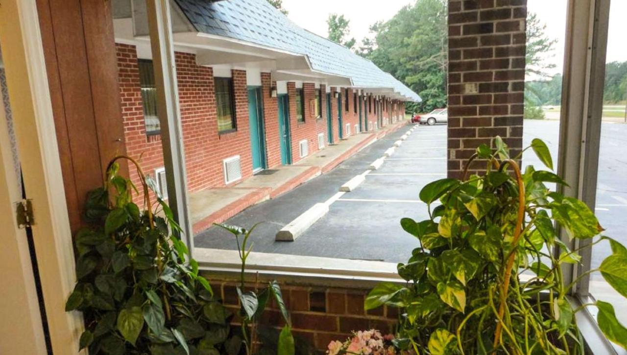 Budget Inn Franklinton Exterior foto